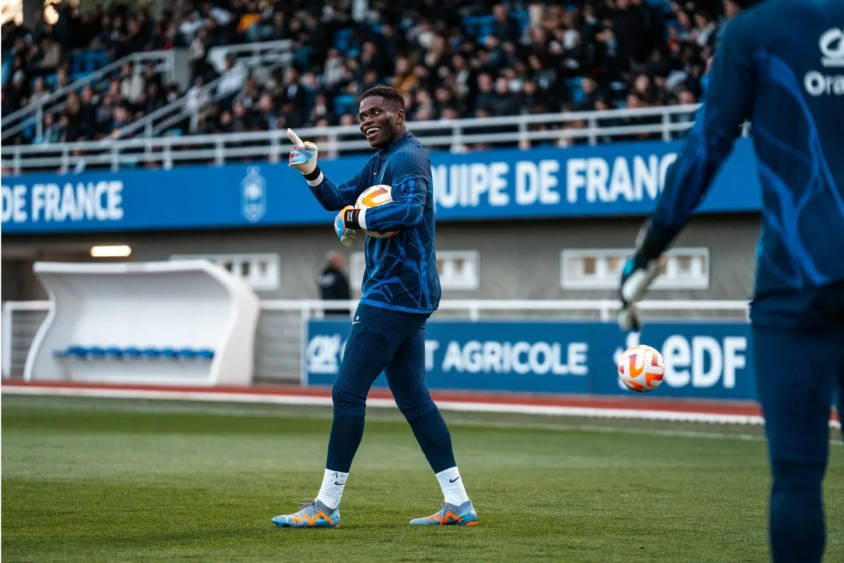 Brice Samba, plus qu'un symbole — CULTURE SANG & OR