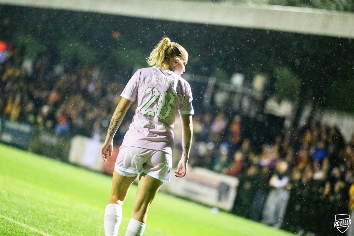 Féminines &#124; Direction les quarts