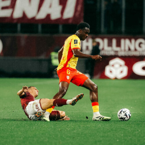 Le Racing profite des corners